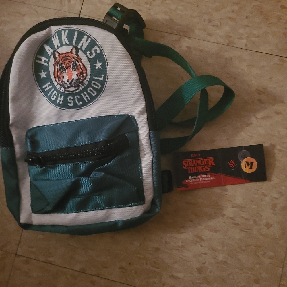 Stranger Things Dog Harness - Picture 2 of 3